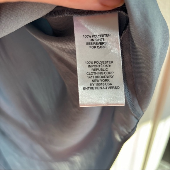 Elie by Elie Tahari Long Sleeve Button Down Baby Blue Size Small - Picture 7 of 9